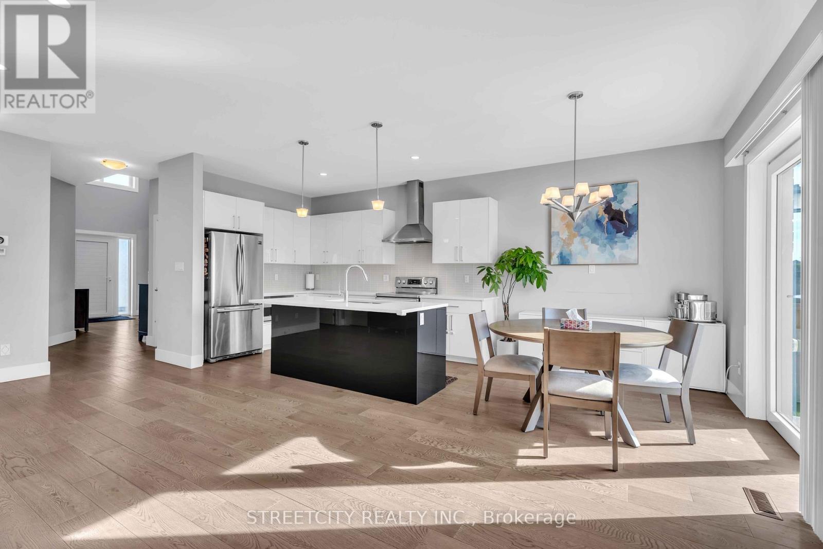 2167 Wateroak Drive, London North, Ontario  N6G 0P9 - Photo 11 - X12862420