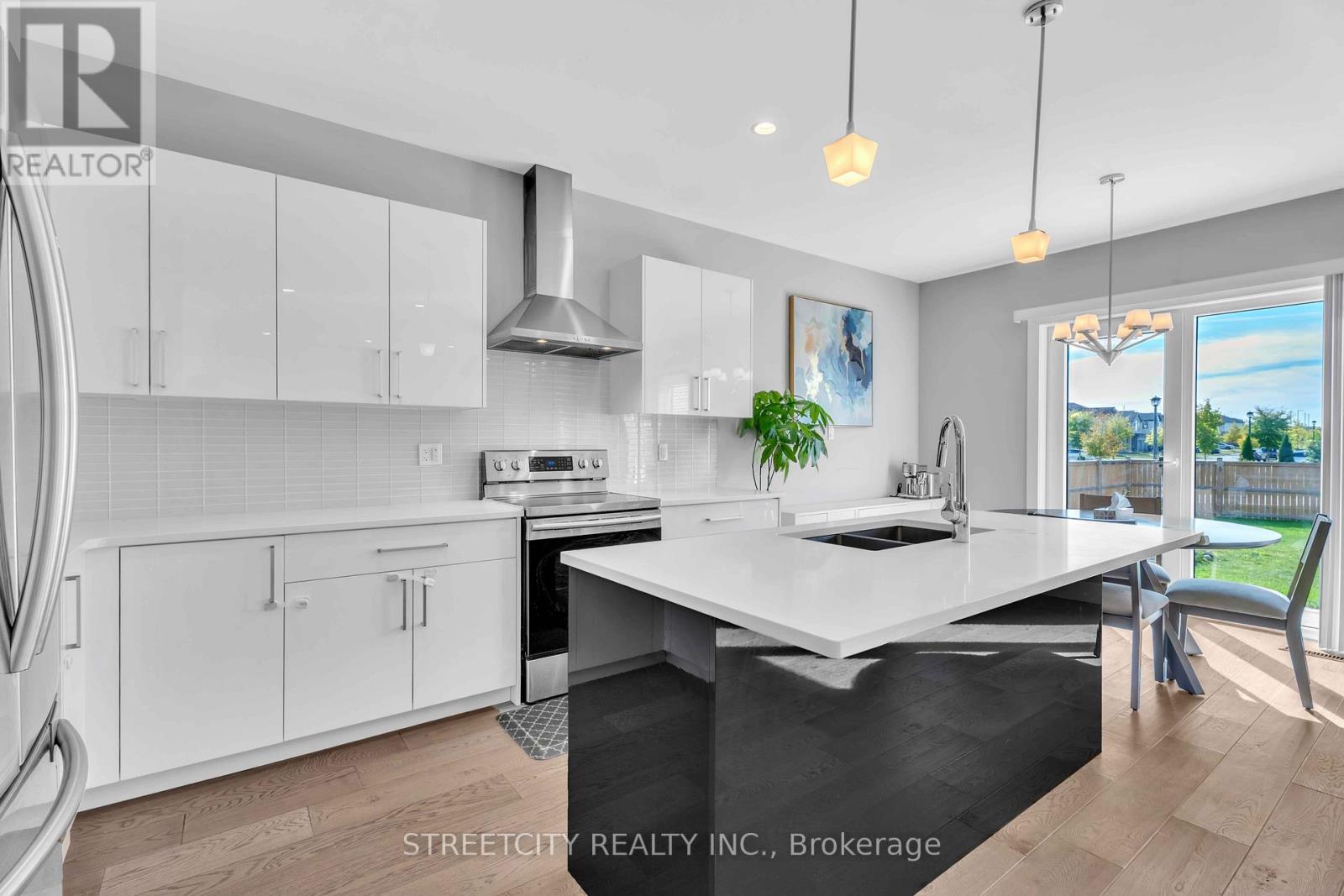 2167 Wateroak Drive, London North, Ontario  N6G 0P9 - Photo 15 - X12862420