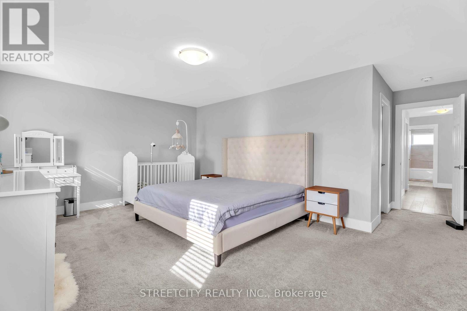 2167 Wateroak Drive, London North, Ontario  N6G 0P9 - Photo 21 - X12862420