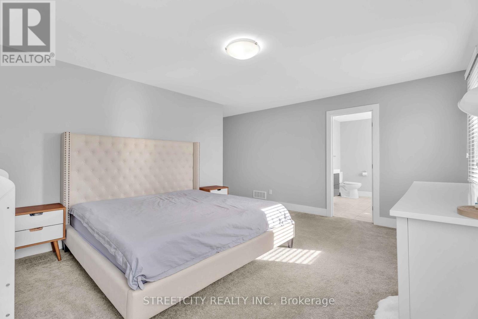 2167 Wateroak Drive, London North, Ontario  N6G 0P9 - Photo 22 - X12862420