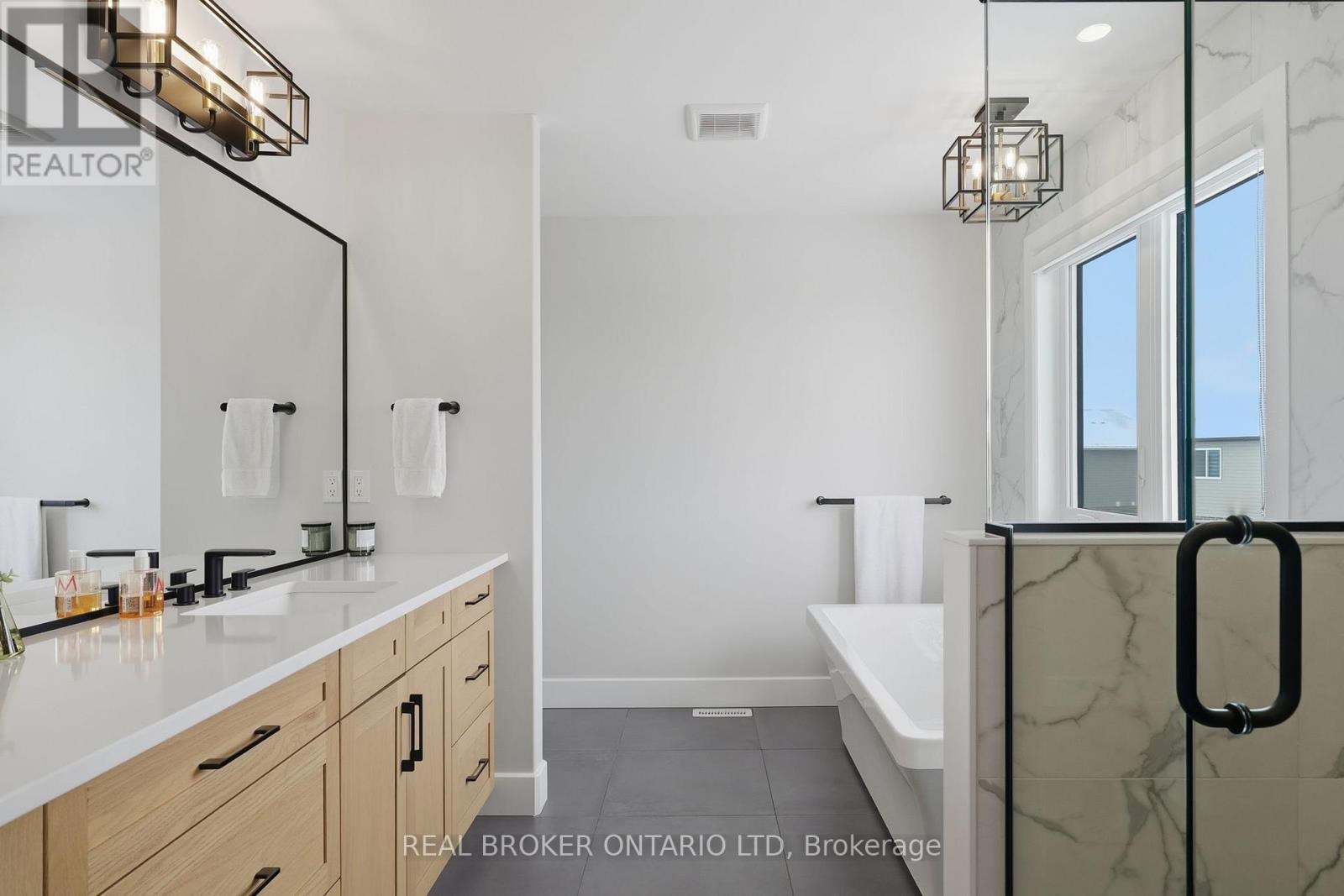 1600 Medway Park Drive, London North, Ontario  N6G 3W1 - Photo 22 - X12862522