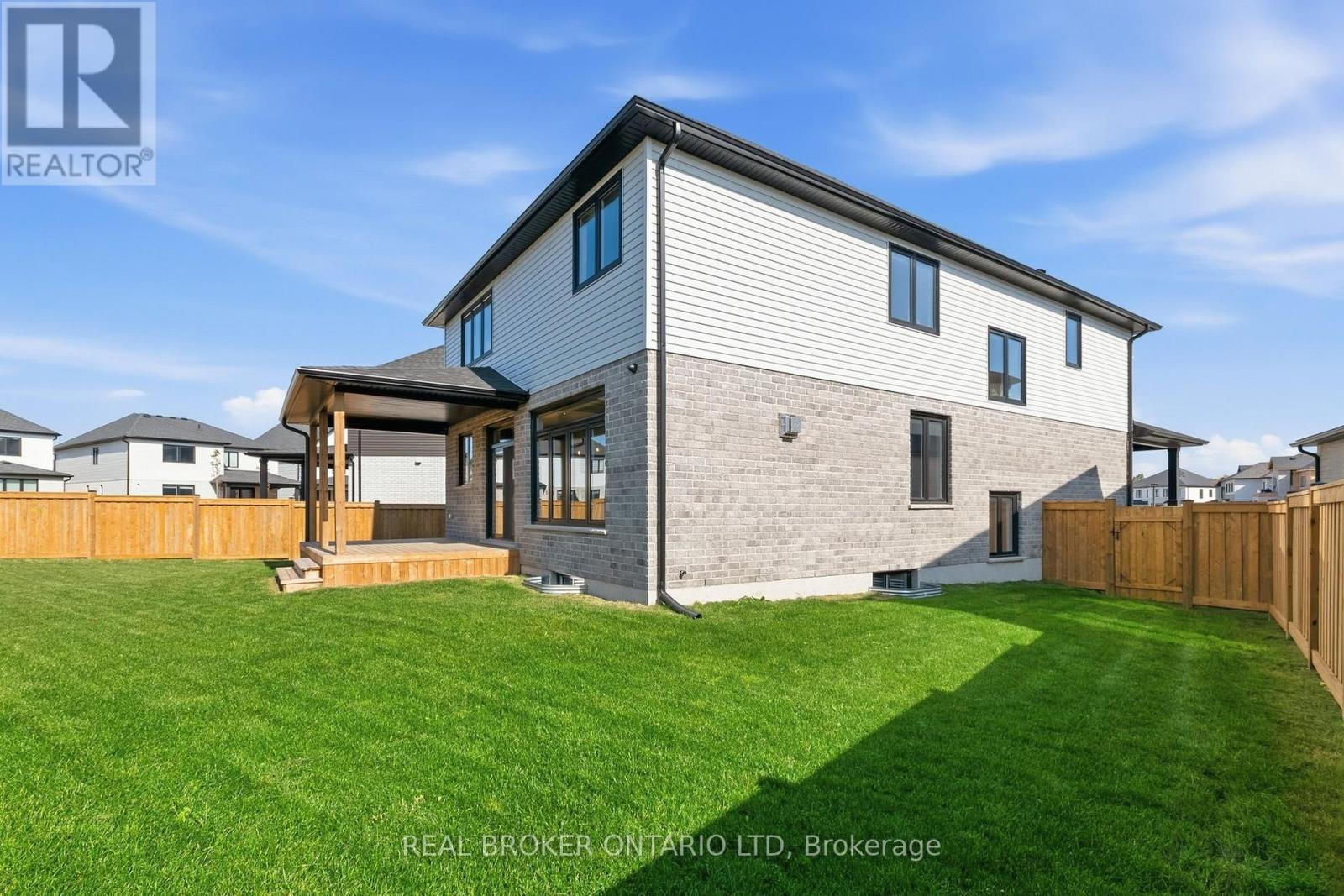 1600 Medway Park Drive, London North, Ontario  N6G 3W1 - Photo 44 - X12862522