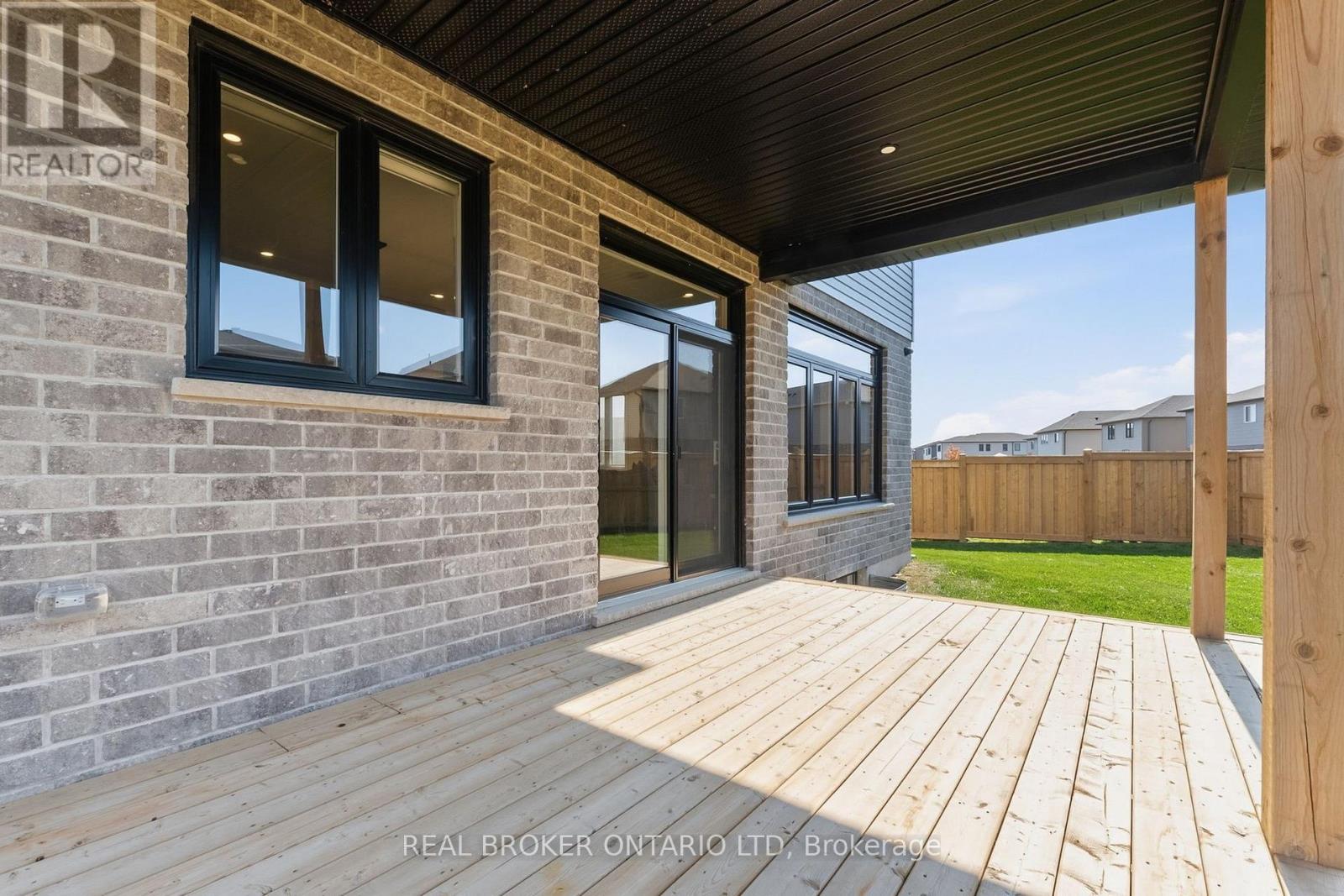 1600 Medway Park Drive, London North, Ontario  N6G 3W1 - Photo 45 - X12862522