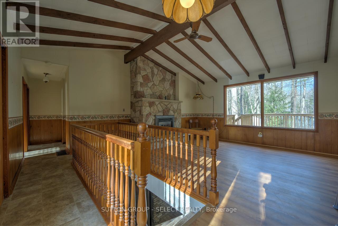 Photo 10 of 20 for 10296 Pines Parkway