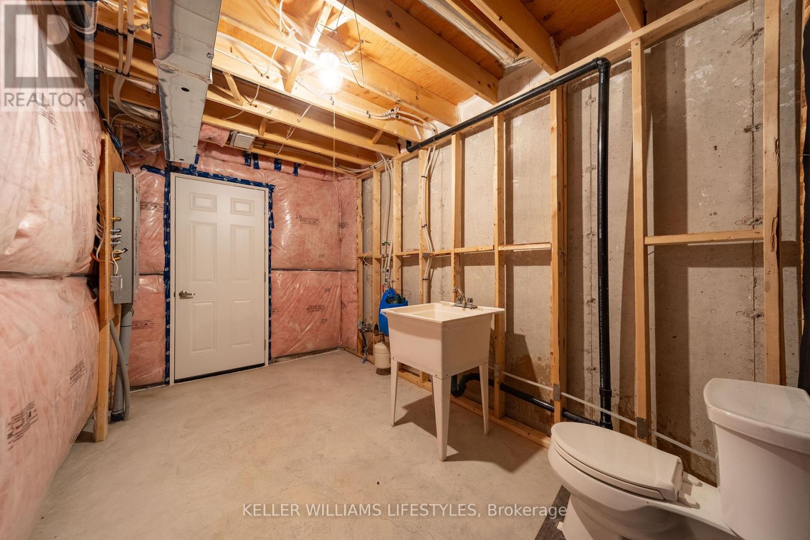 2723 Asima Drive, London South, Ontario  N6M 0E9 - Photo 33 - X12862590