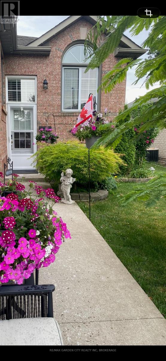 11 Jefferson Court W, Welland (N. Welland), Ontario  L3C 7G5 - Photo 38 - X12861218