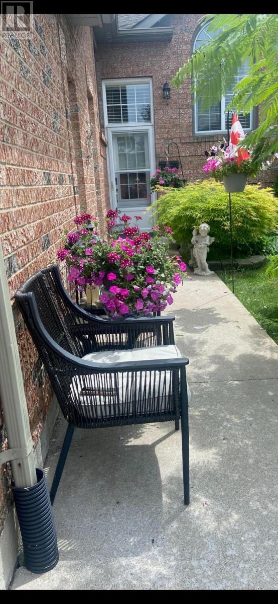 11 Jefferson Court W, Welland (N. Welland), Ontario  L3C 7G5 - Photo 37 - X12861218