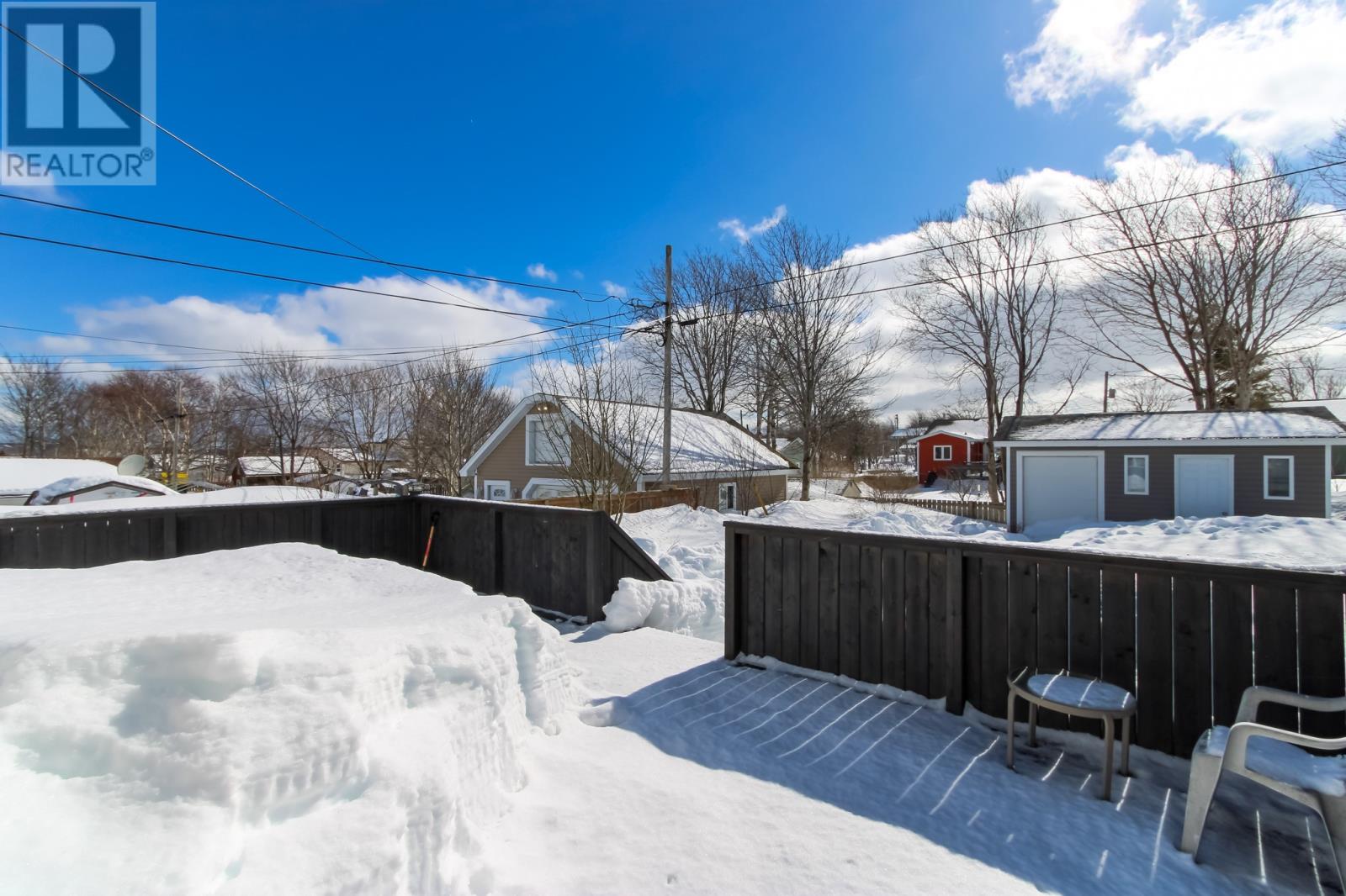 27 Glendale Avenue, Mount Pearl, Newfoundland & Labrador  A1N 1N1 - Photo 4 - 1294638