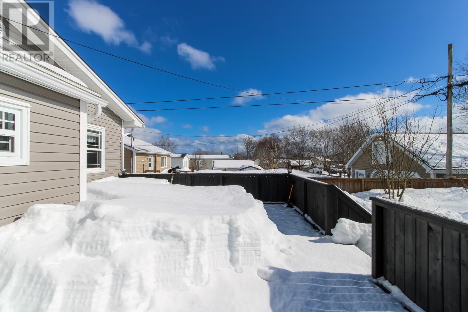 27 Glendale Avenue, Mount Pearl, Newfoundland & Labrador  A1N 1N1 - Photo 5 - 1294638