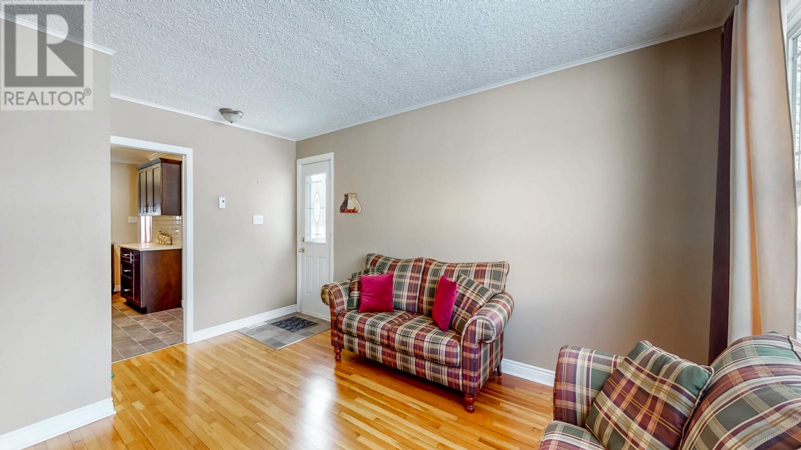 27 Glendale Avenue, Mount Pearl, Newfoundland & Labrador  A1N 1N1 - Photo 8 - 1294638