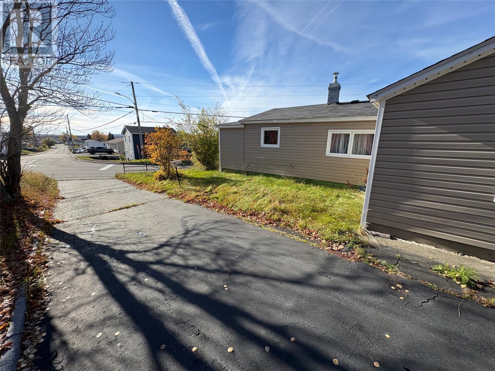 8 Thirteenth Avenue, Grand Falls Windsor, Newfoundland & Labrador  A2B 1E7 - Photo 6 - 1292943