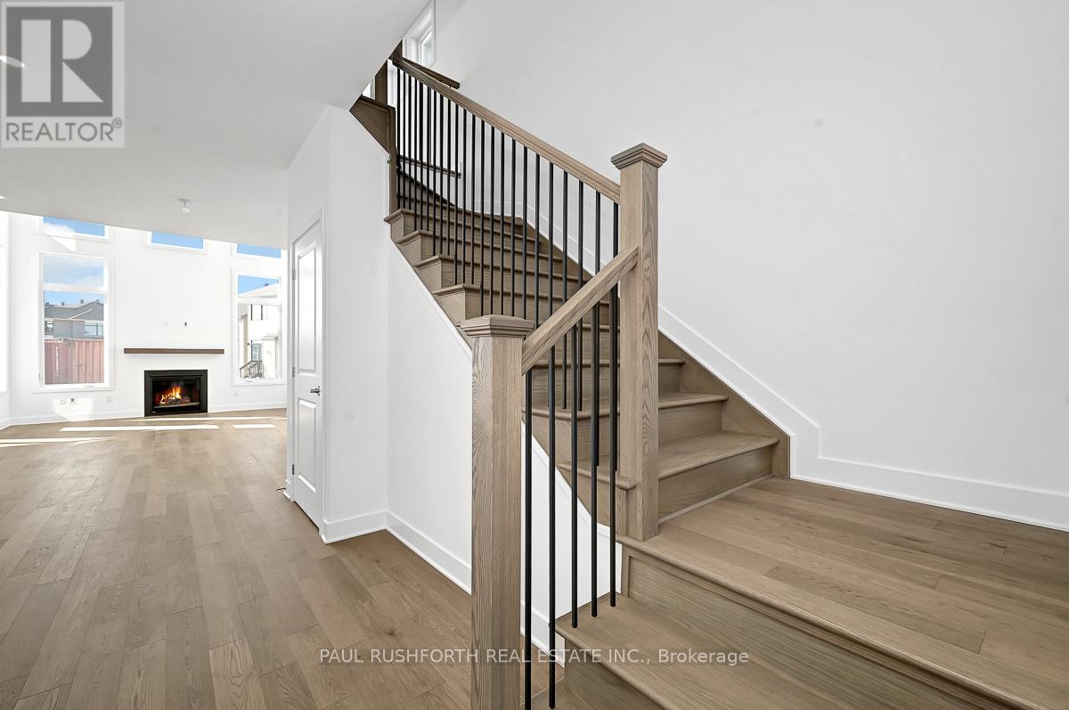 625 Miikana Road, Ottawa, Ontario  K1X 0G5 - Photo 3 - X12862400