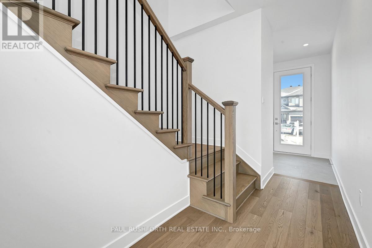 625 Miikana Road, Ottawa, Ontario  K1X 0G5 - Photo 4 - X12862400