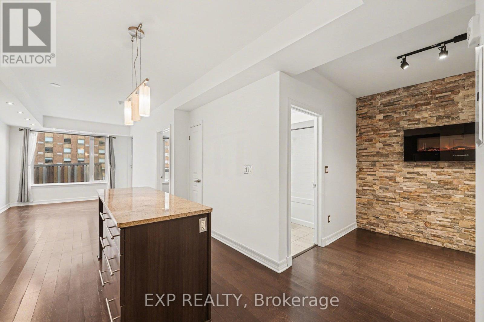 510 - 238 Besserer Street, Ottawa, Ontario  K1N 6B1 - Photo 7 - X12862424