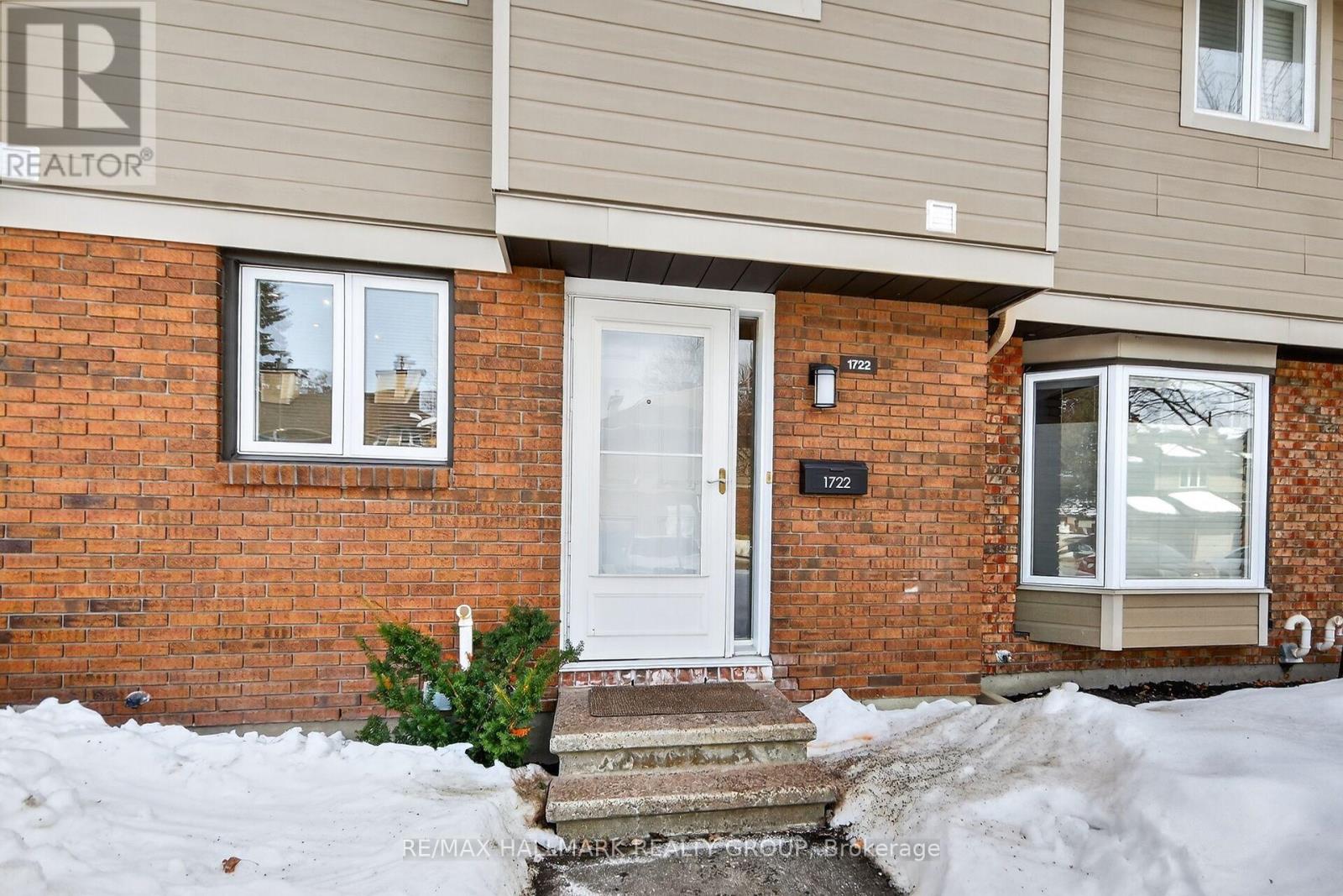 1722 Rodin Way, Ottawa, Ontario  K1C 4Y8 - Photo 4 - X12862474