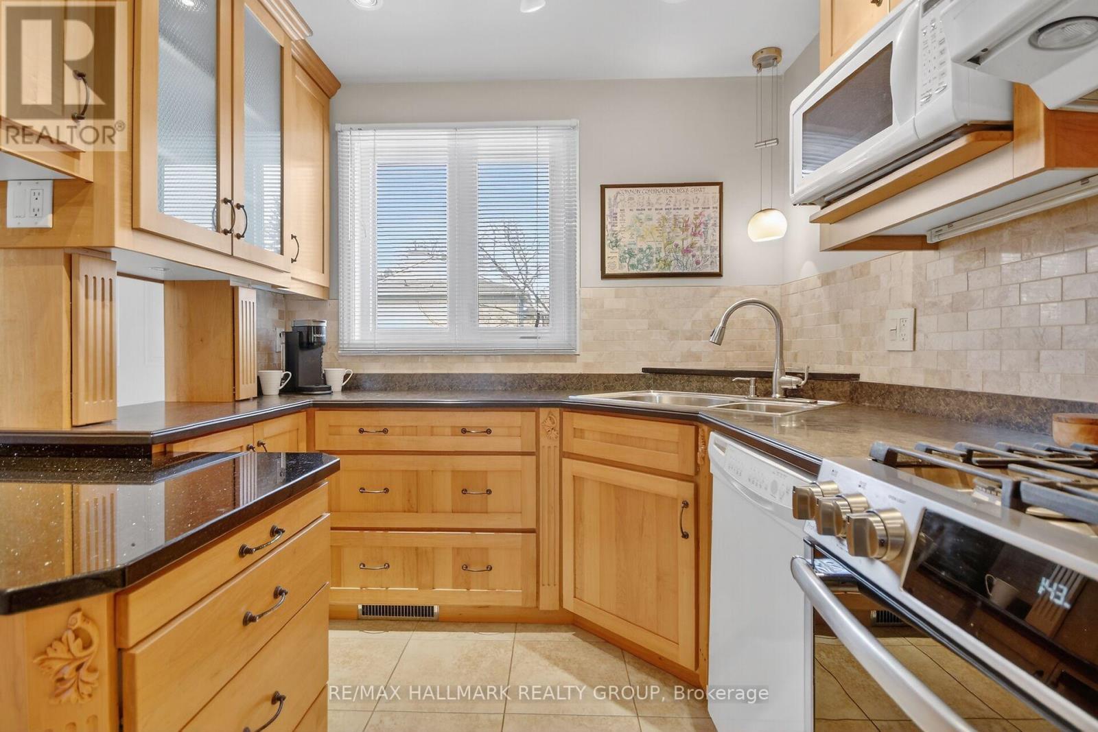 1722 Rodin Way, Ottawa, Ontario  K1C 4Y8 - Photo 8 - X12862474