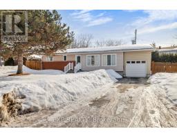 888 CHARLESWOOD AVENUE, Ottawa, Ontario