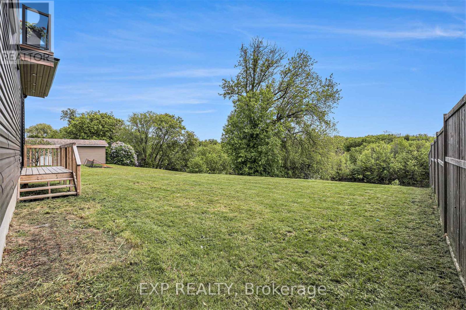 1056 Notre Dame Street, Russell, Ontario  K0A 1W0 - Photo 30 - X12862504