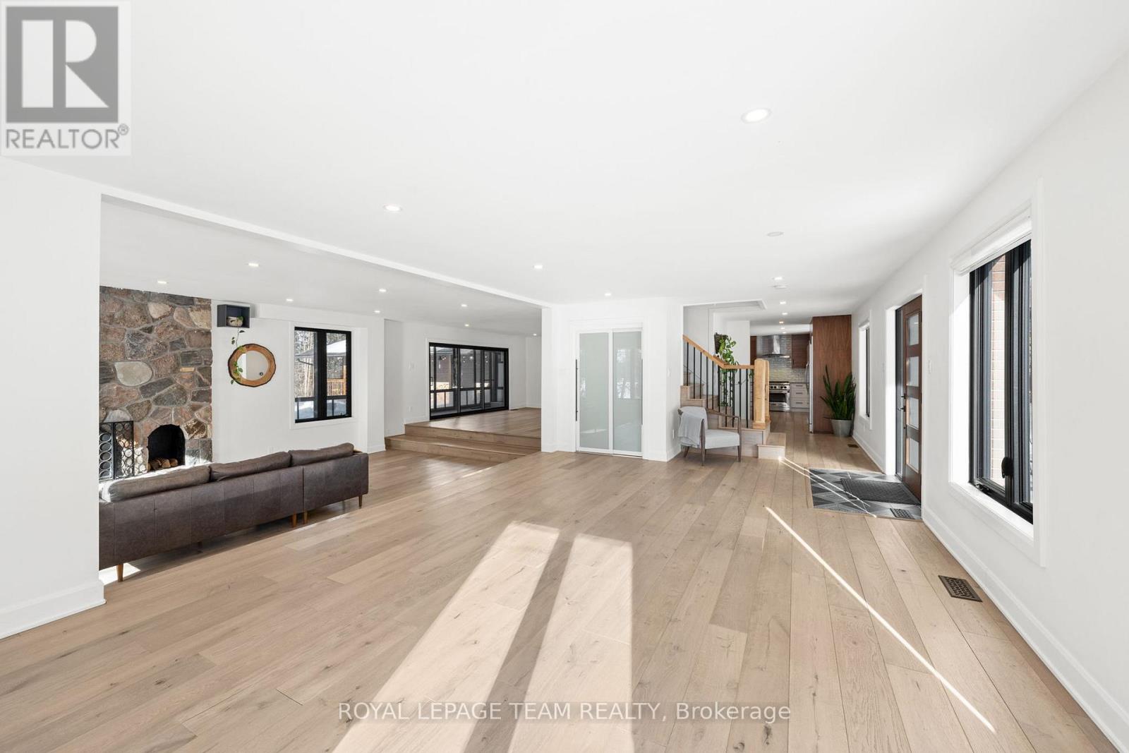 2070 River Road, Ottawa, Ontario  K4M 1B4 - Photo 16 - X12862516