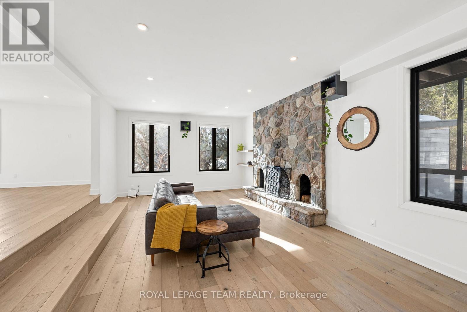 2070 River Road, Ottawa, Ontario  K4M 1B4 - Photo 21 - X12862516