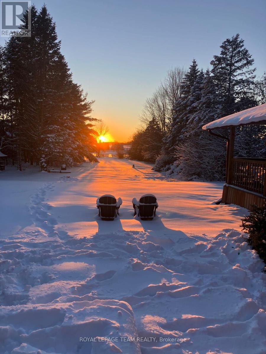 2070 River Road, Ottawa, Ontario  K4M 1B4 - Photo 45 - X12862516