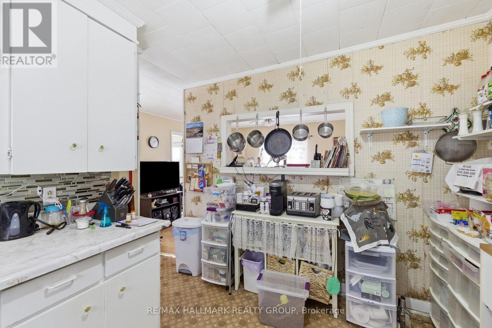 229 Gore Street E, Perth, Ontario  K7H 1K6 - Photo 11 - X12862550