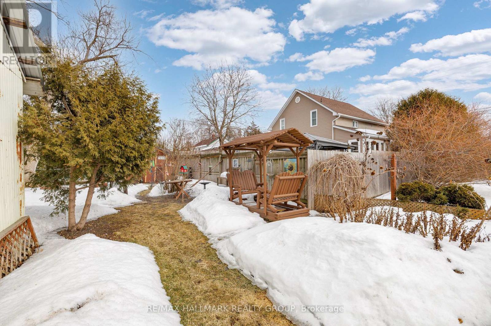 229 Gore Street E, Perth, Ontario  K7H 1K6 - Photo 23 - X12862550