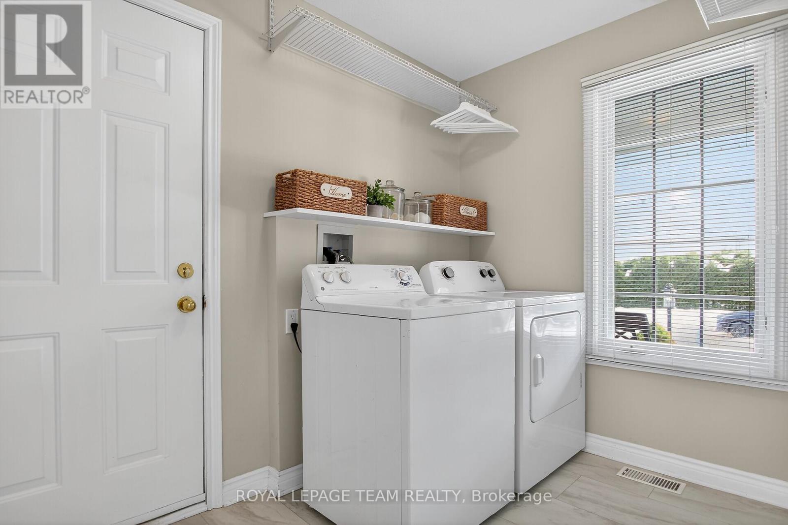 22 Renshaw Avenue, Ottawa, Ontario  K2S 1G9 - Photo 18 - X12862616