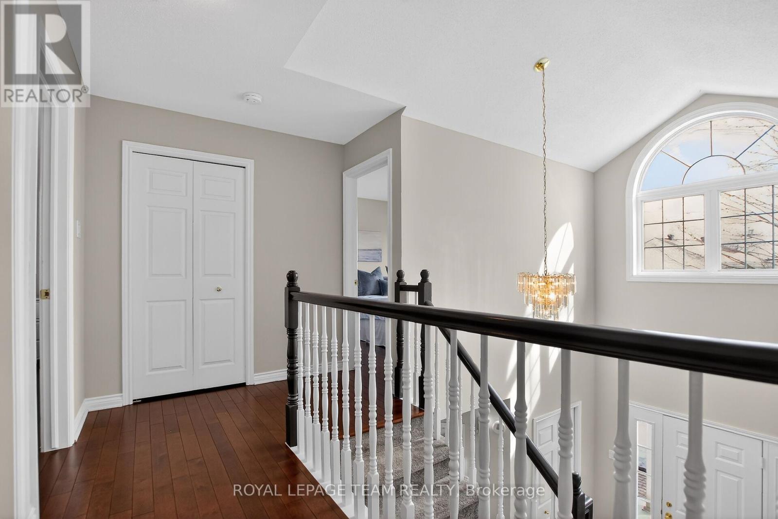 22 Renshaw Avenue, Ottawa, Ontario  K2S 1G9 - Photo 21 - X12862616