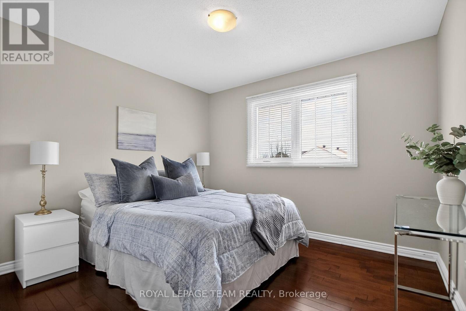 22 Renshaw Avenue, Ottawa, Ontario  K2S 1G9 - Photo 27 - X12862616