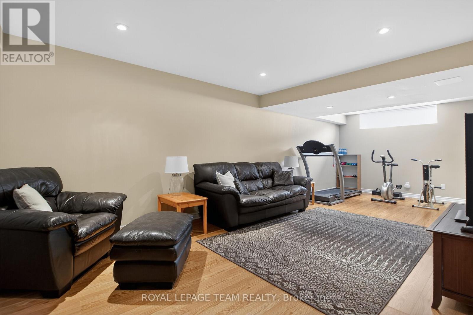 22 Renshaw Avenue, Ottawa, Ontario  K2S 1G9 - Photo 34 - X12862616