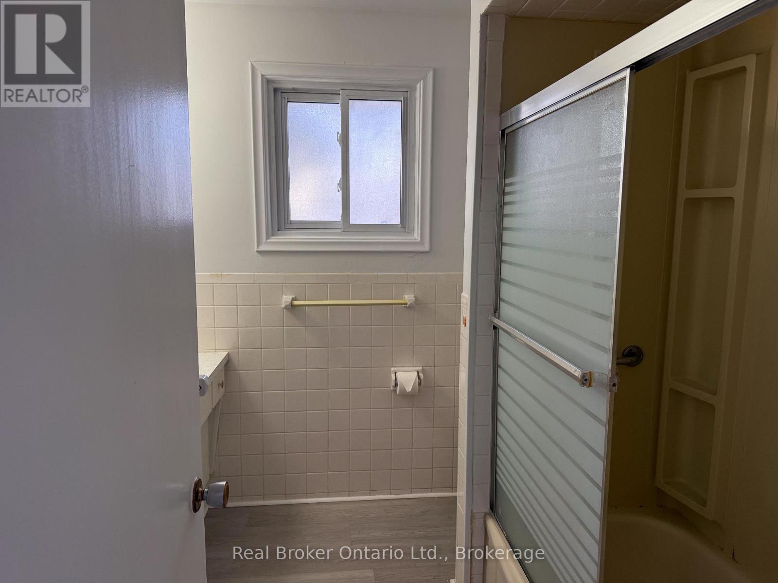 Unit 3 - 36 Graham Avenue, Brantford, Ontario  N3T 1C4 - Photo 14 - X12862578