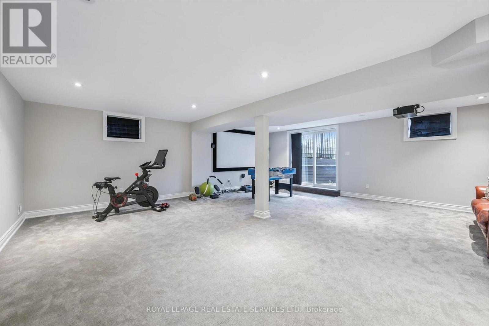 1302 Hillview Crescent, Oakville, Ontario  L6H 2C7 - Photo 35 - W12642790