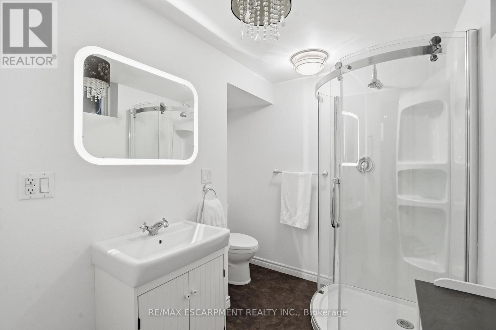 66 Blue Sky Trail, Hamilton, Ontario  L8B 0X6 - Photo 35 - X12858264