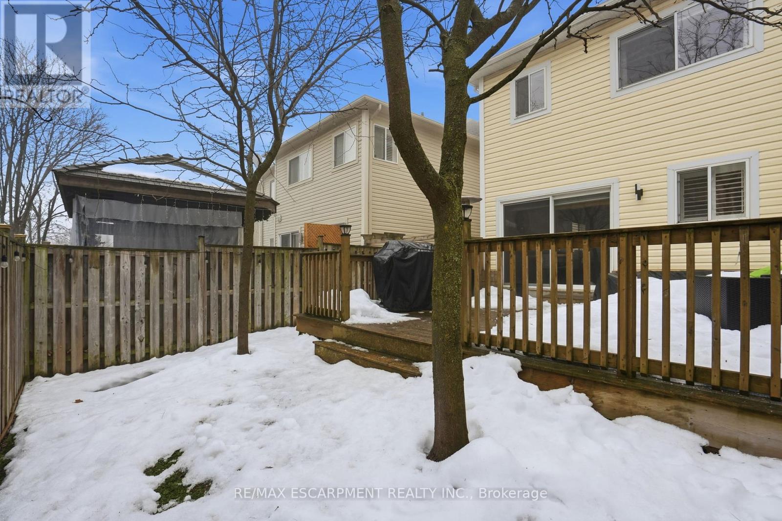 66 Blue Sky Trail, Hamilton, Ontario  L8B 0X6 - Photo 39 - X12858264