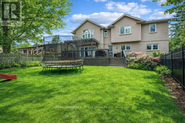 1302 Hillview Crescent, Oakville, Ontario  L6H 2C7 - Photo 41 - W12642790