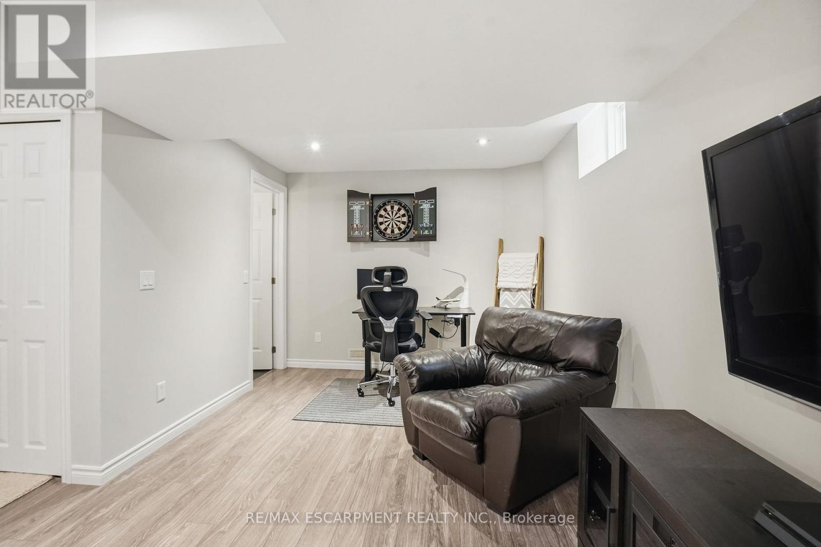 66 Blue Sky Trail, Hamilton, Ontario  L8B 0X6 - Photo 34 - X12858264