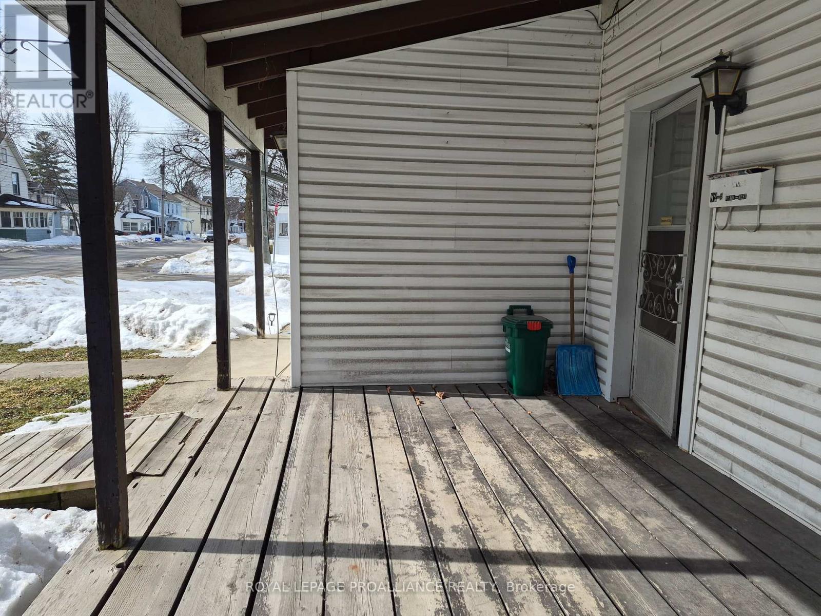 2 - 82 Pearl Street W, Brockville, Ontario  K6V 4B9 - Photo 2 - X12862476