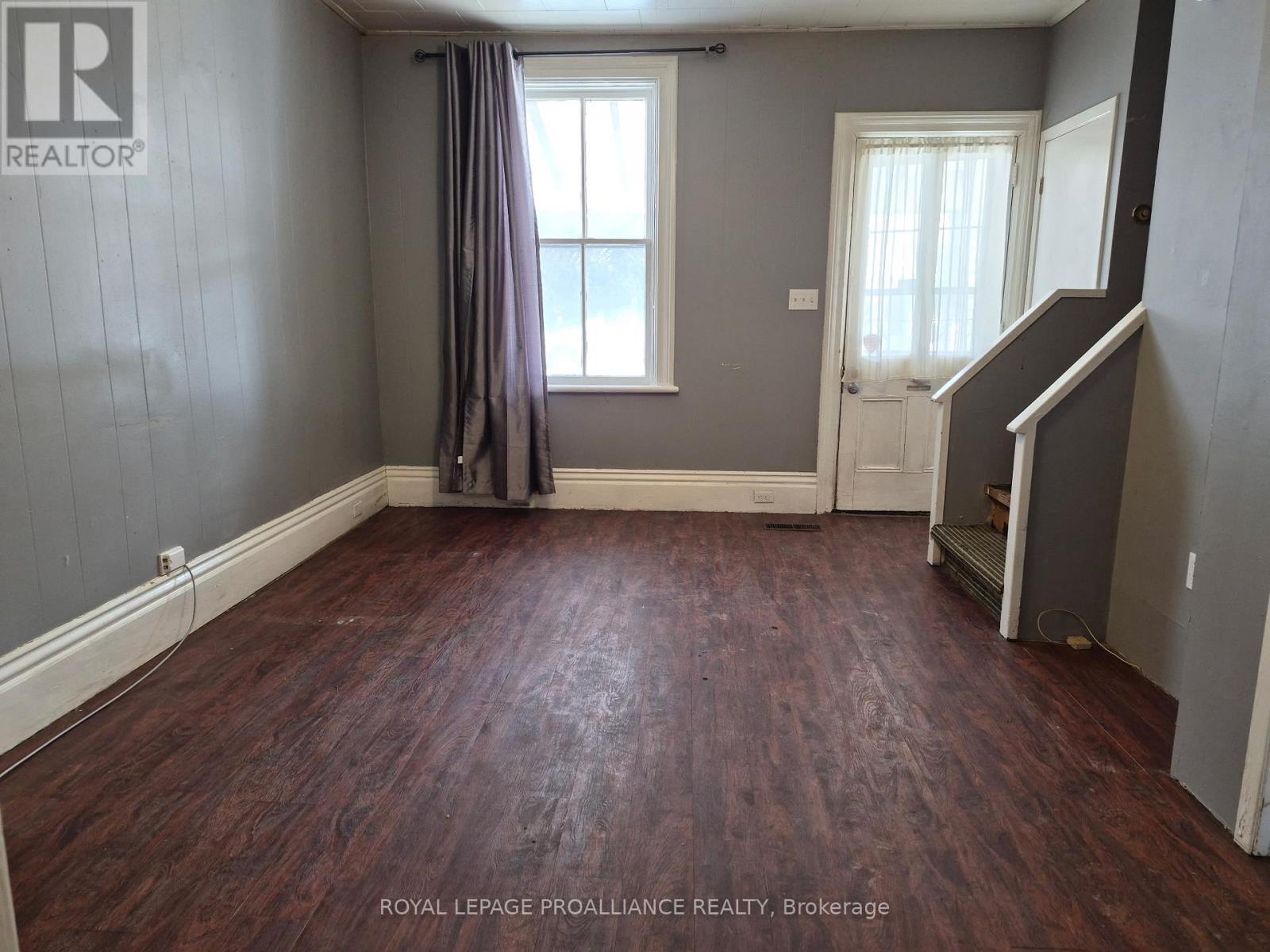 2 - 82 Pearl Street W, Brockville, Ontario  K6V 4B9 - Photo 3 - X12862476