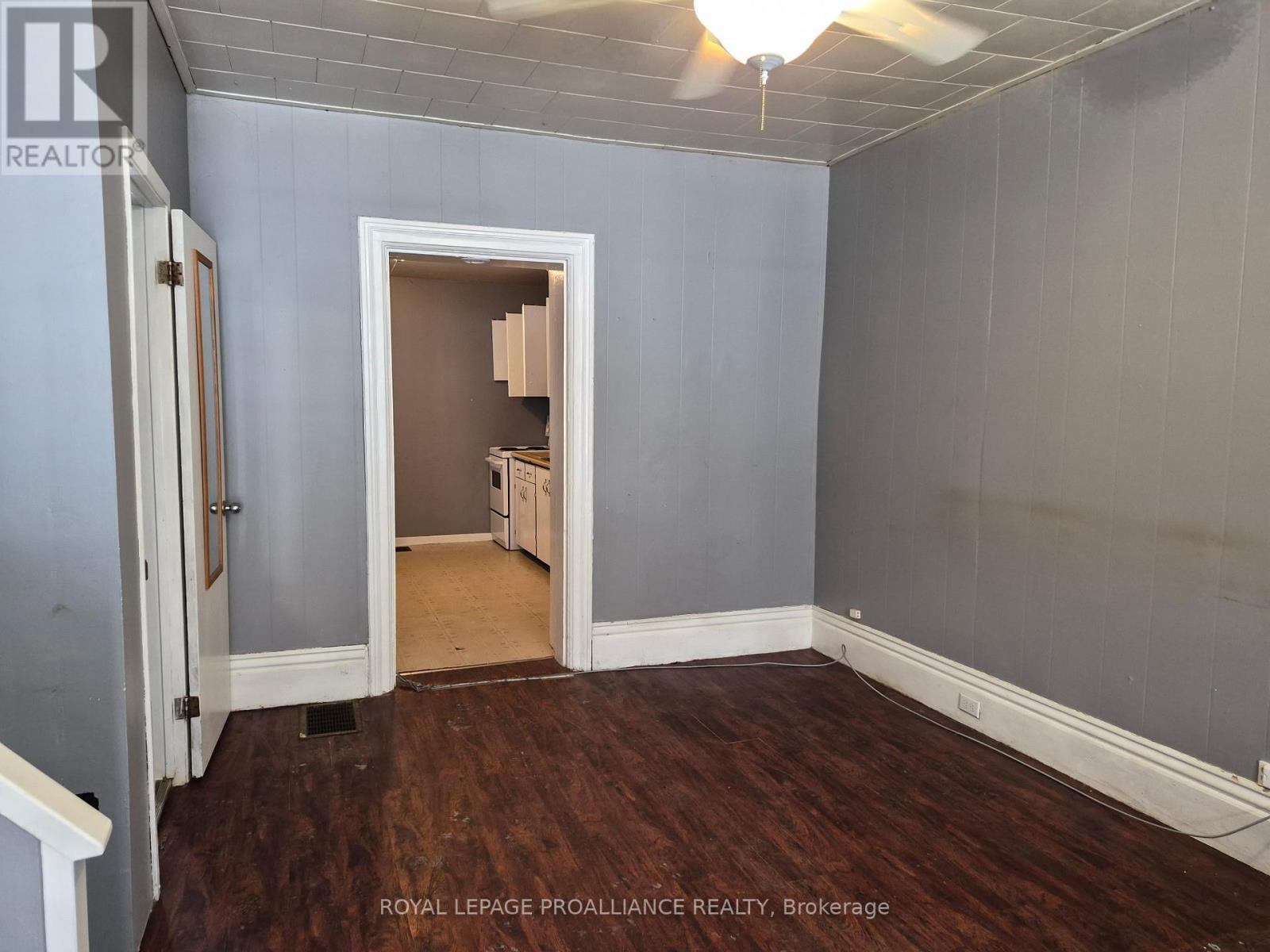 2 - 82 Pearl Street W, Brockville, Ontario  K6V 4B9 - Photo 4 - X12862476