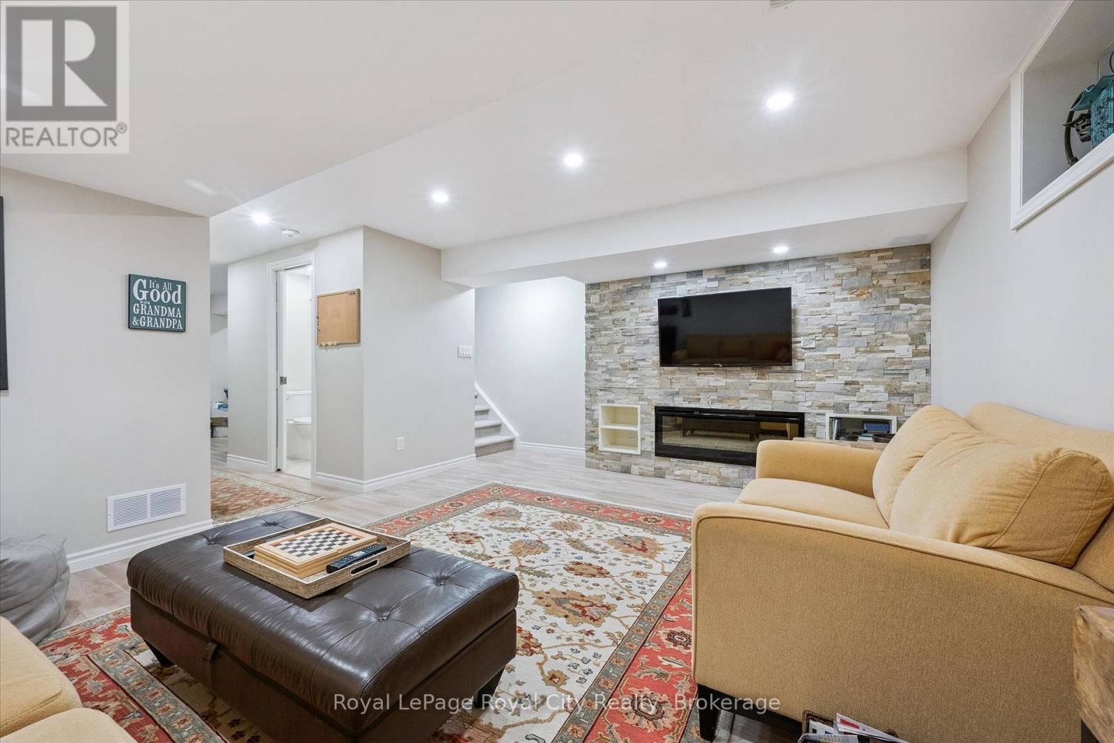 108 Mussen Street, Guelph, Ontario  N1E 0K2 - Photo 28 - X12862412