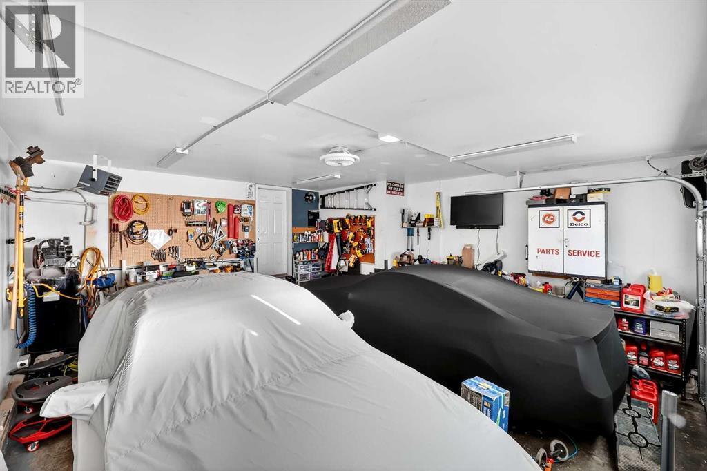 1336 Meadowbrook Drive Se, Airdrie, Alberta  T4A 2B3 - Photo 44 - A2279536