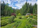8481 6 Highway, Slocan, BC V1L 2C0