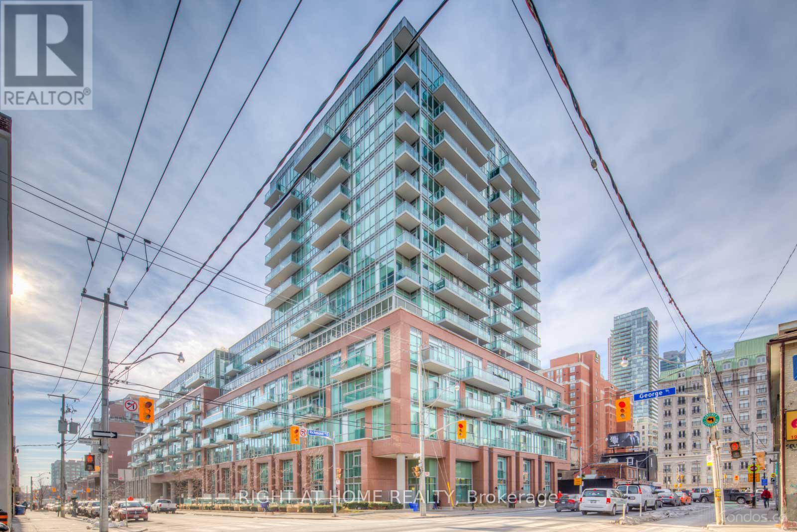 1006 - 116 George Street, Toronto, Ontario  M5A 2M5 - Photo 1 - C12862432