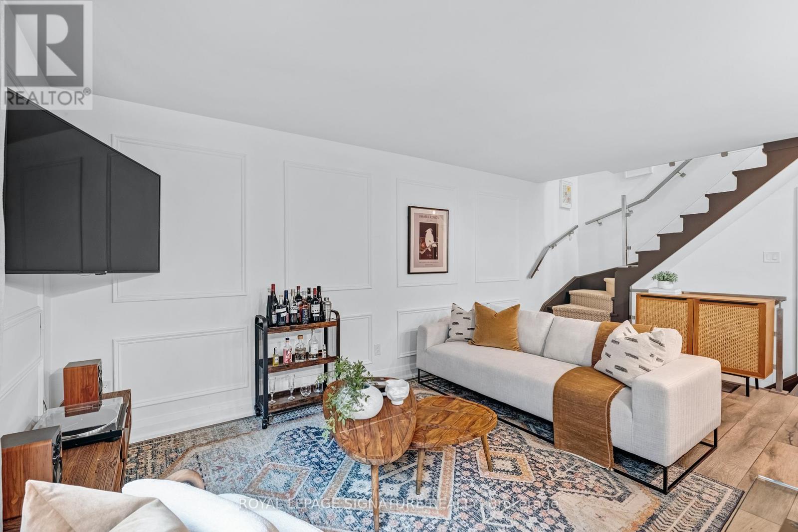 8 - 28 Admiral Road, Toronto, Ontario  M5R 2L5 - Photo 7 - C12862454