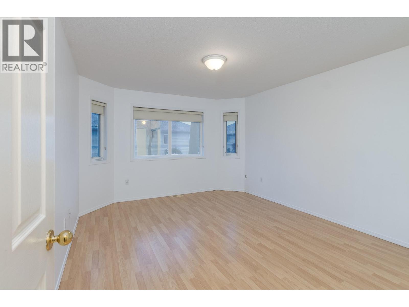 111 Harbourfront Drive Nw Unit# 14, Salmon Arm, British Columbia  V1E 1A3 - Photo 13 - 10370716