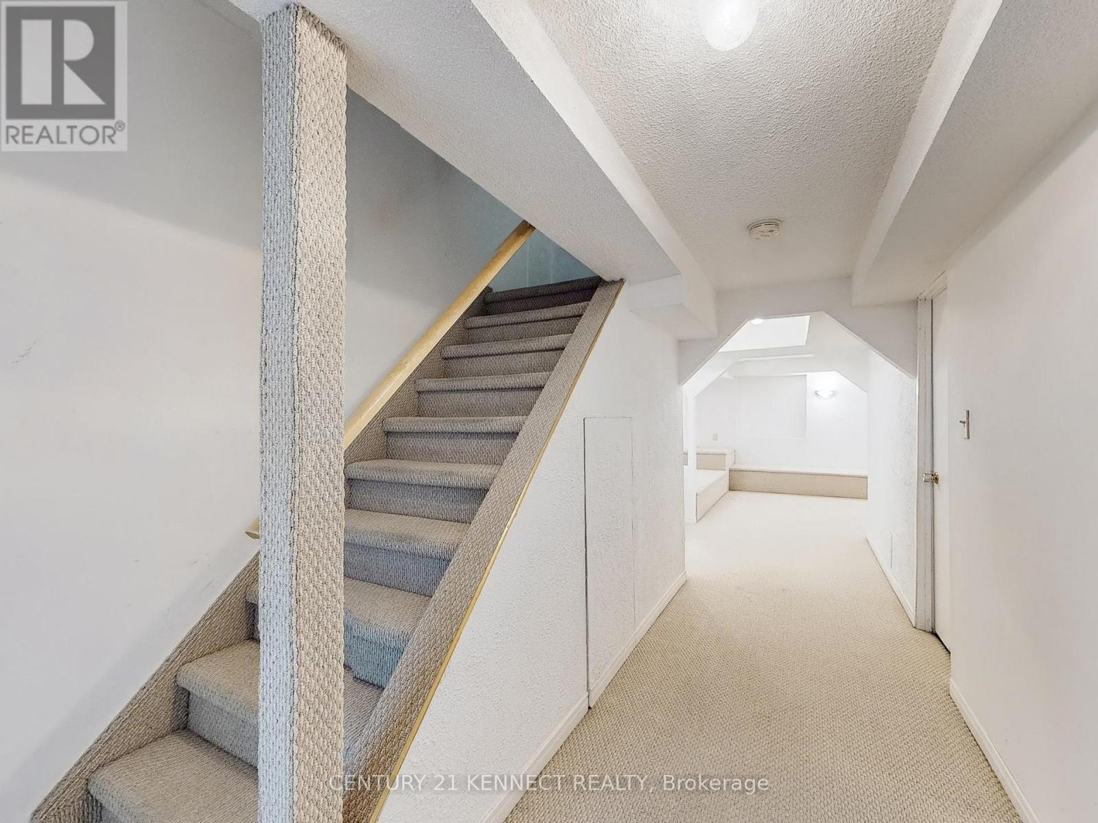 8 - 105 Carlton Road, Markham (Unionville), Ontario  L3R 1Z8 - Photo 20 - N12862410