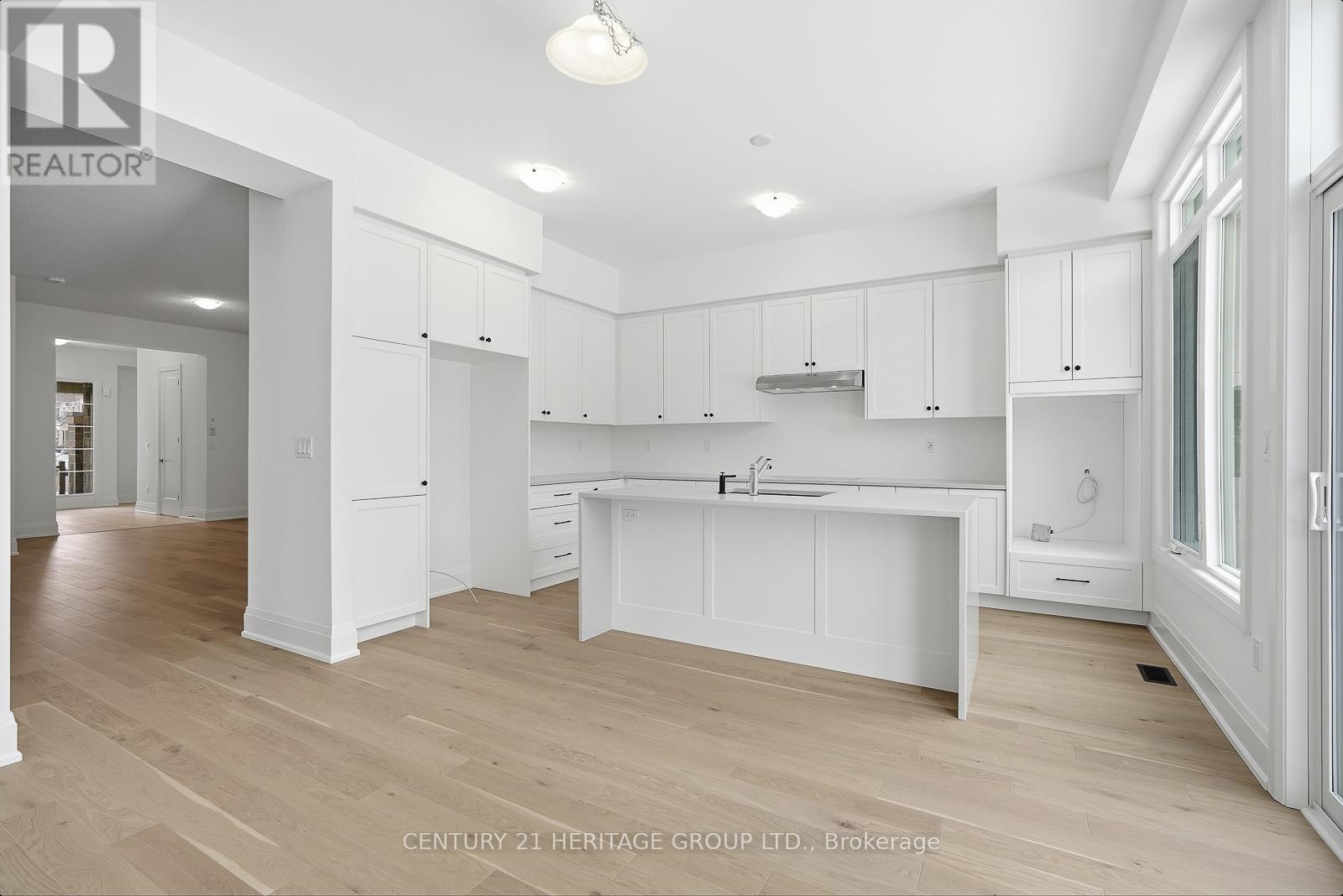 20 Vasey Road, Bradford West Gwillimbury (Bradford), Ontario  L3Z 4P6 - Photo 14 - N12862414