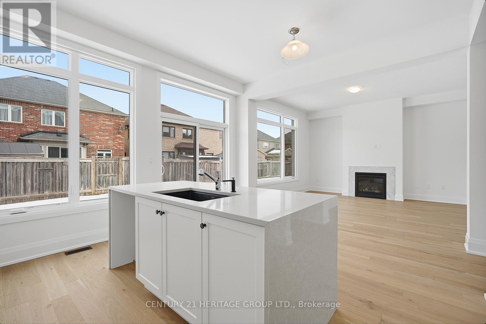 20 Vasey Road, Bradford West Gwillimbury (Bradford), Ontario  L3Z 4P6 - Photo 17 - N12862414