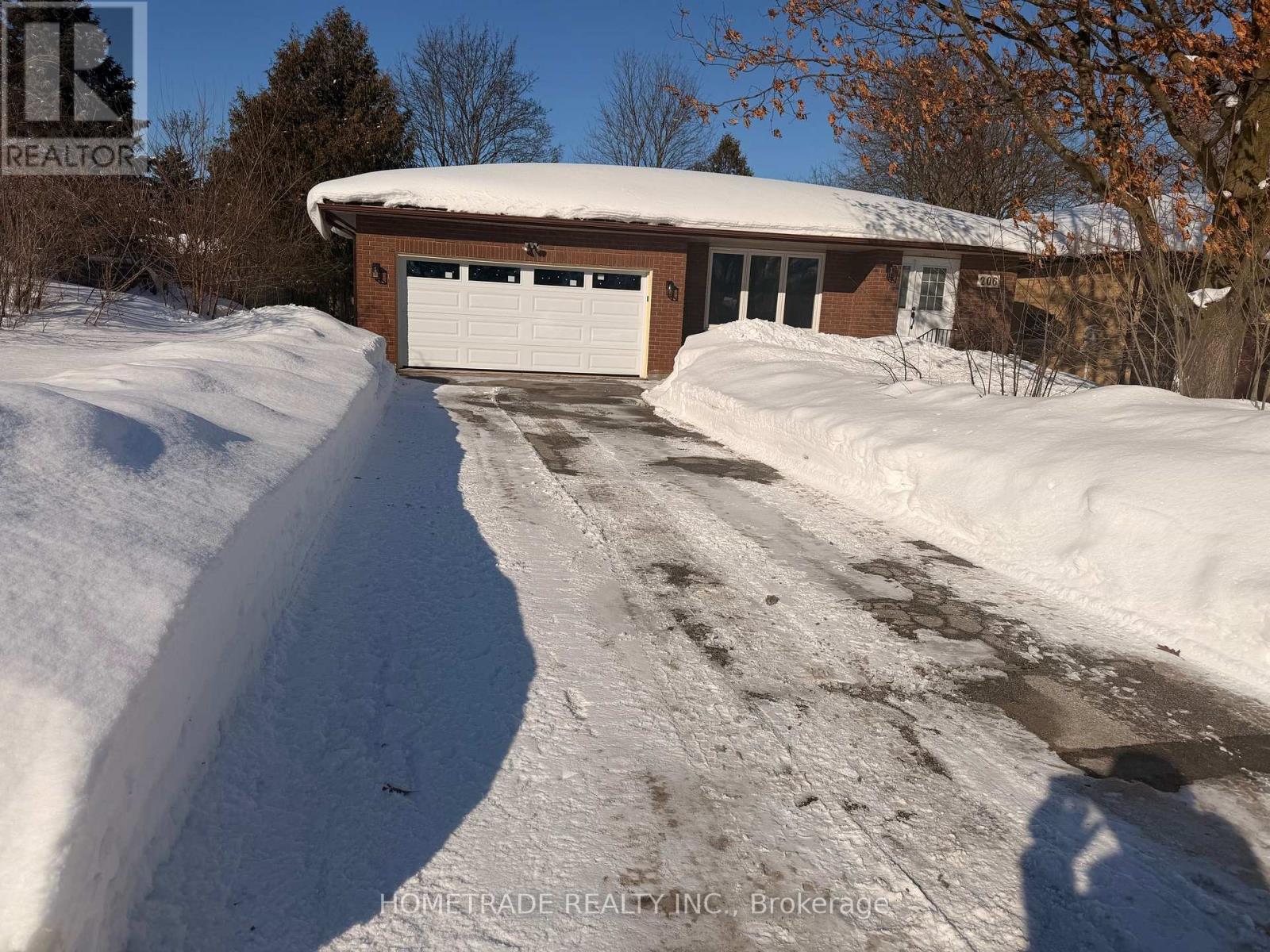 206 LITTLE AVENUE, barrie (allandale heights), Ontario